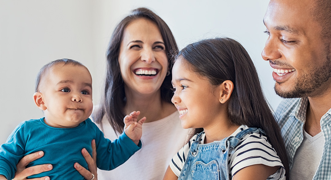 La felicidad de todos nuestros usuarios es la prioridad, solicita tu crédito Brilla fácil y rápido